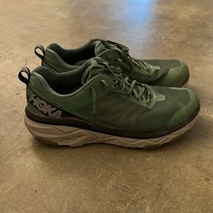 Hoka Challenger ATR 5 size 10 Men’s